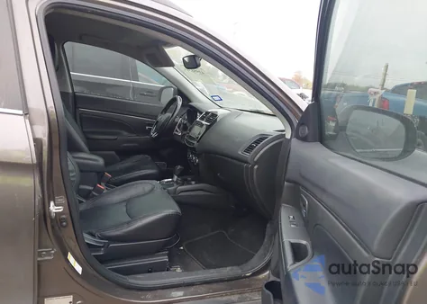 2017 Mitsubishi Outlander Sport 2.4 Sel z USA, uszkodzony, nr VIN JA4AP4AW0HZ048304